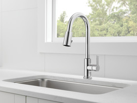 Peerless Flute(TM): Single Handle Pulldown Kitchen Faucet