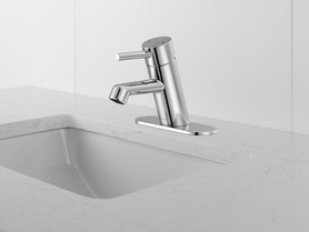 Peerless Precept(R): Single-Handle Bath Faucet