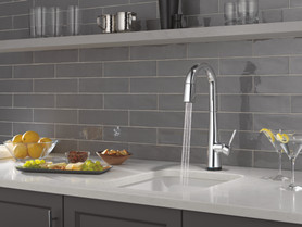 Delta Monrovia(R): Touch2O(R) Bar / Prep Faucet with Touchless Technology