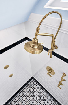 Brizo Essential(TM) Shower: 10 7/16" Classic Slide Bar Shower Arm And Flange