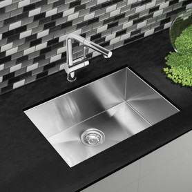 20.5-In X 37.5-In Single-Basin Stainless Steel Undermount Residential Kitchen Sink in Satin
