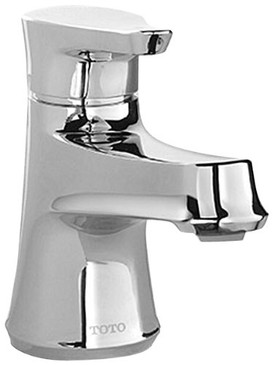 Single Handle Bathroom Faucet with Pop-Up Drain Assembly in Polished Chrome