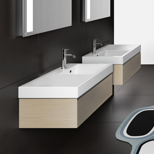 75 Series Base Cabinet Silver Oak Natural
