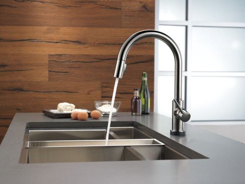 9159T-KS-DST Trinsic Single Handle Pull Down Kitchen Faucet with Touch, Black Stainless