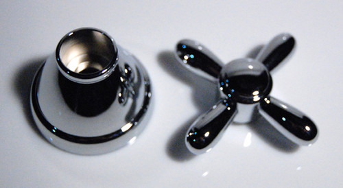 Metal Handle Assembly in Polished Chrome