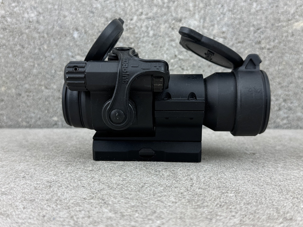 PD Trade | Aimpoint PRO | QRP2 Mount | Red Dot
