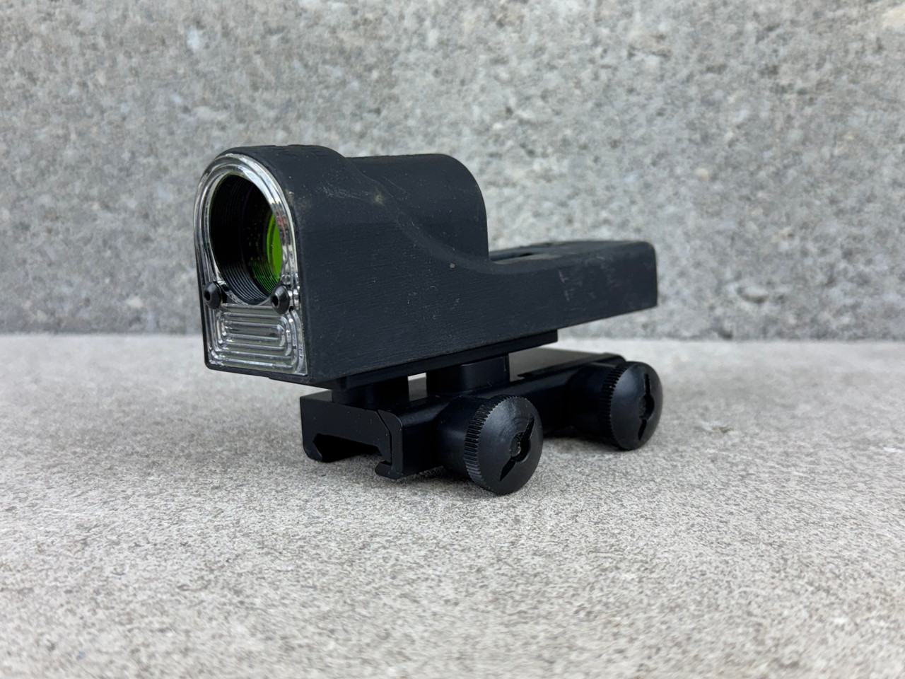 Trijicon RX01NSN Reflex M4A1 SOPMOD 1×24 PD Trade | Trijicon Reflex RX01NSN | 4 MOA Amber Dot | Thumbscrew