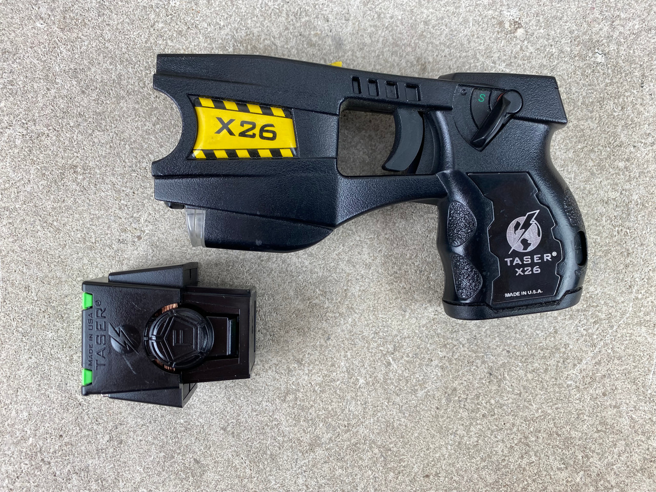 PD Trade | Taser X26 | Cartridge | Holster