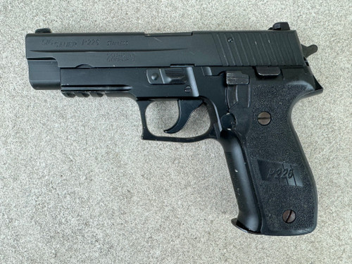 PD Trade | Sig Sauer P226 | 9mm | DA/SA | German Frame| Night Sights