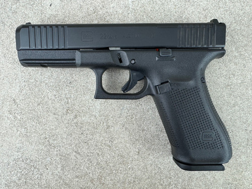 PD Trade | Glock 22 Gen5 | 40 S&W | Night Sights | 15rd Pistol