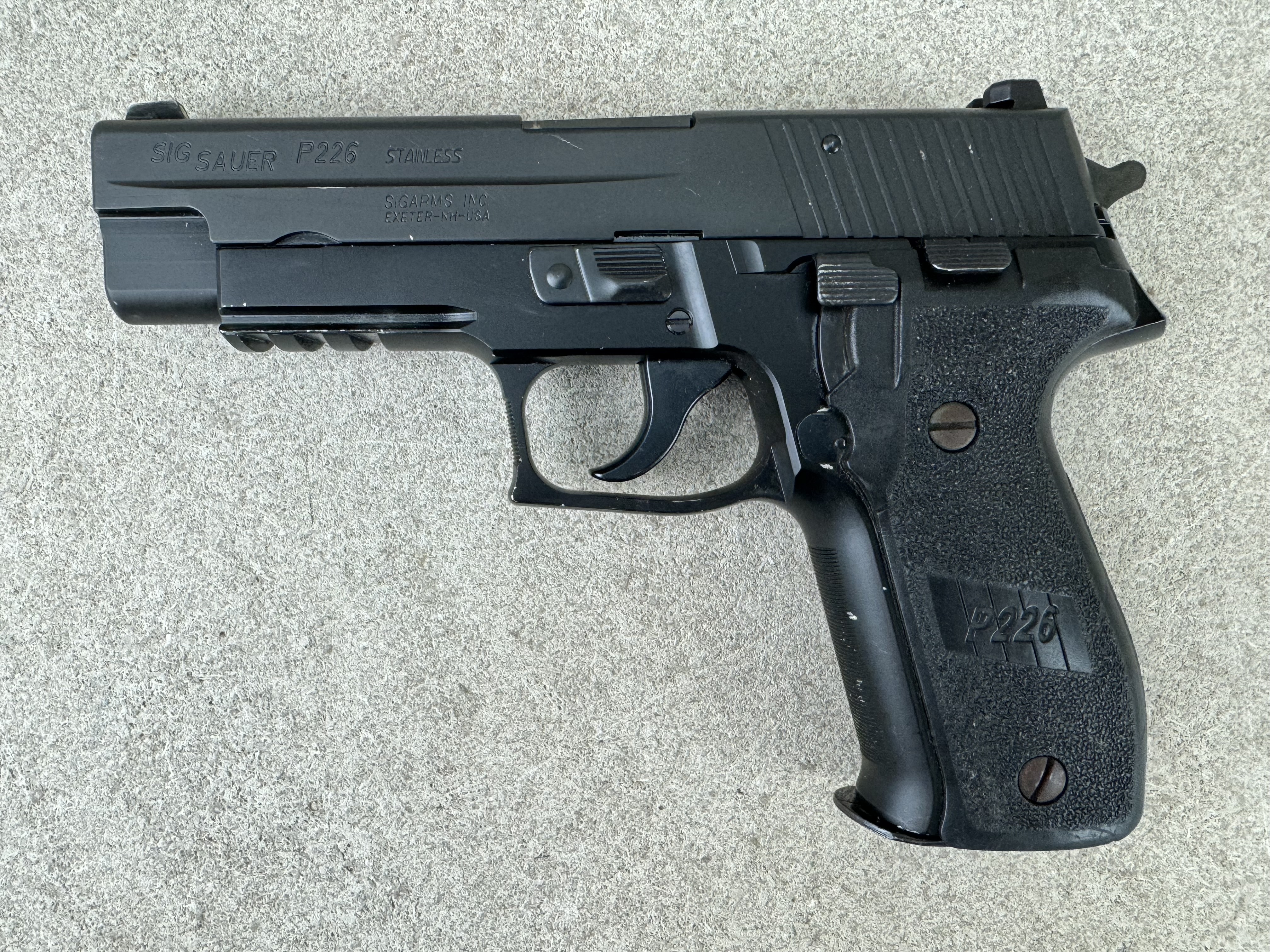 PD Trade Sig Sauer | P226 | 9mm | DA/SA | German Frame | Night Sights