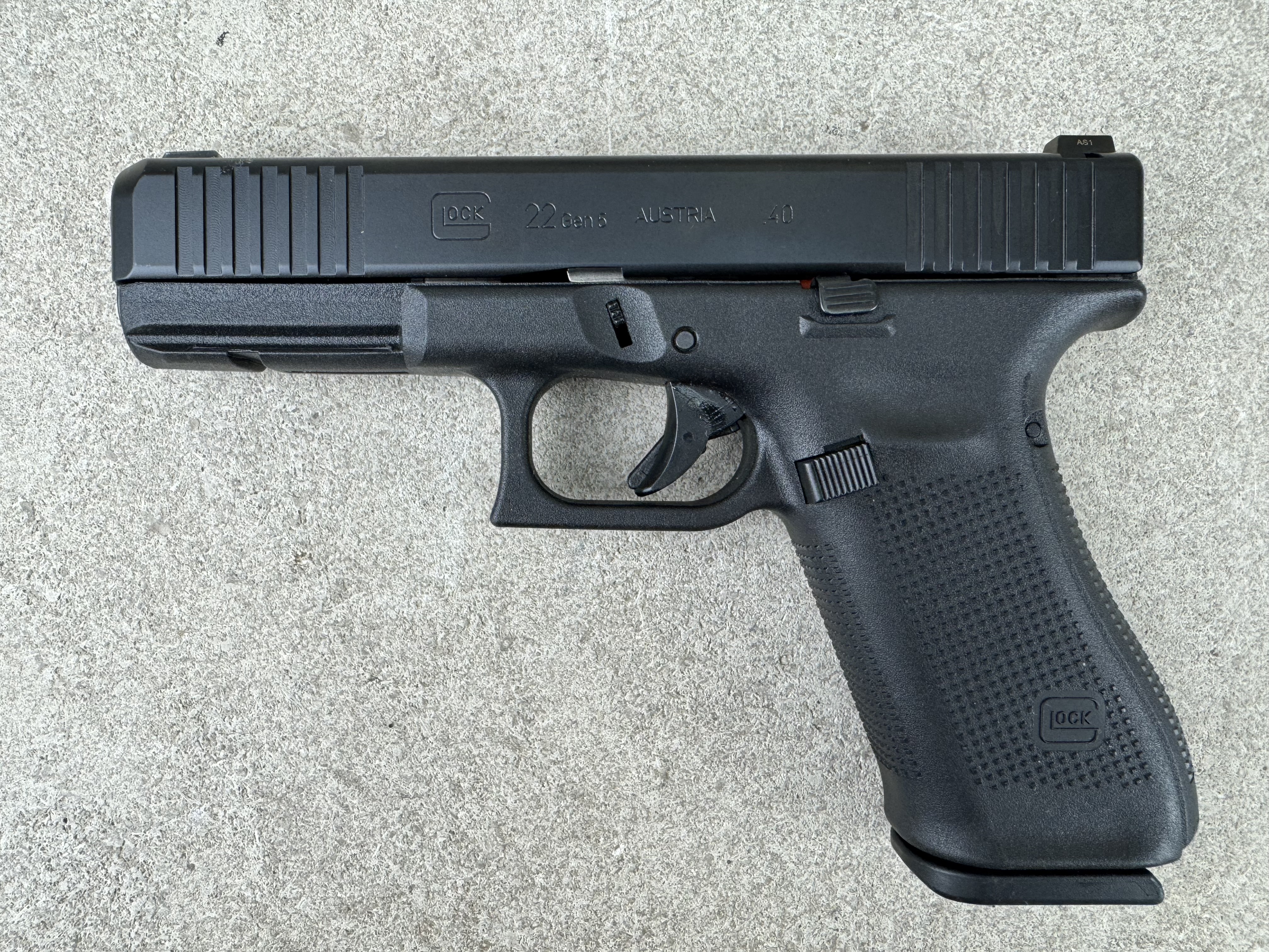 トイガン GLOCK 22 Glock 22 Gen 4 overview - YouTube