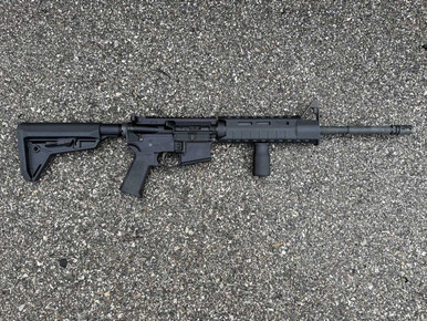 Colt_le6920_magpul__18006.