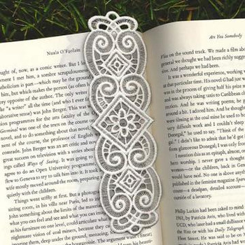 Freestanding Lace Bobbin Bookmarks