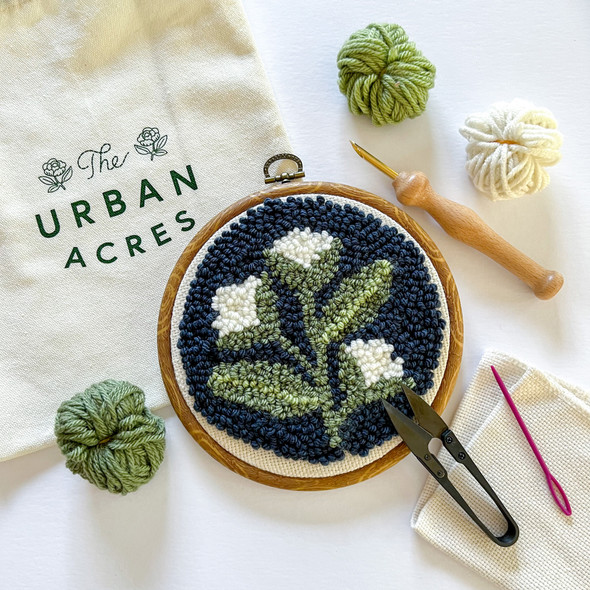 Blue Floral Punch Needle Round Kit