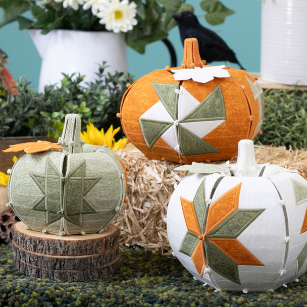 Freestanding Quilt Block Pumpkins