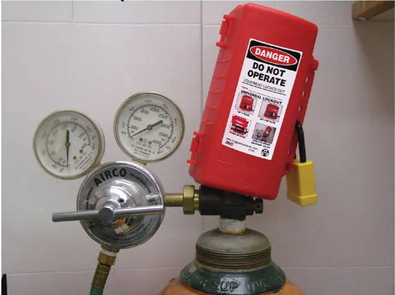 ZING 7294 Universal Plug Valve Lockout in use on a valve