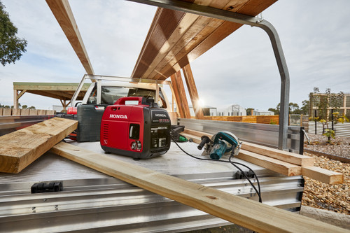 Honda EU22i (2200 Watt) Inverter Generator