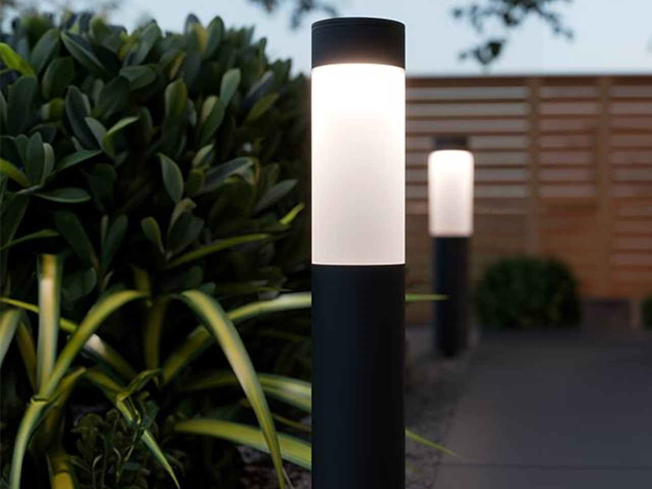 Mini London Solar Post Light