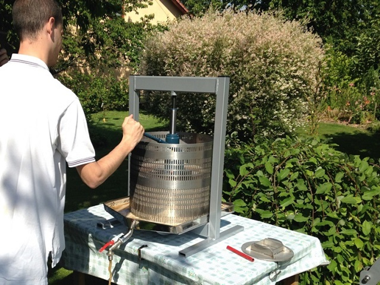 Vares 50 Litre Hydraulic Fruit Press Stainless Steel