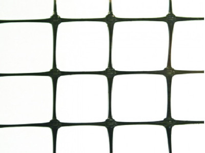 Heavy Duty Extruded Bird Netting (18mm x 23mm)