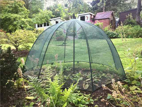 The Pop n Crop Plant Umbrella provides instant protection for your homegrown fruit & vegetables. It protects your plants from birds, butterflies, pets & pests.