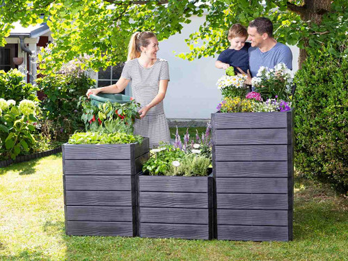 The Ergo Quadro Raised garden planter system