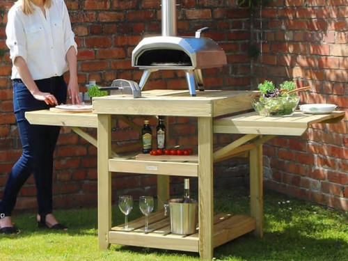 Outdoor pizza oven and serving table