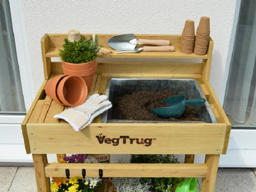 The deluxe potting bench from Vegtrug