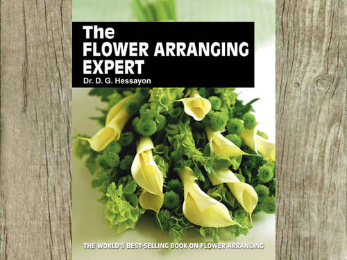 The flower arranging expert by dr d g hessayon