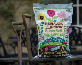 Quality supersoil topsoil mix