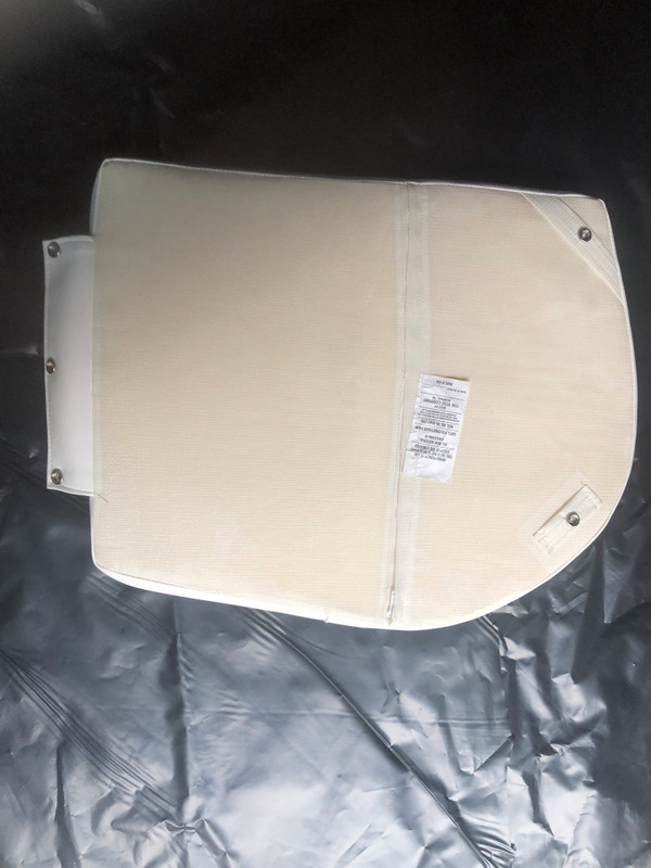 195 FS years 1996-2006 and 180 DC portside cushion 