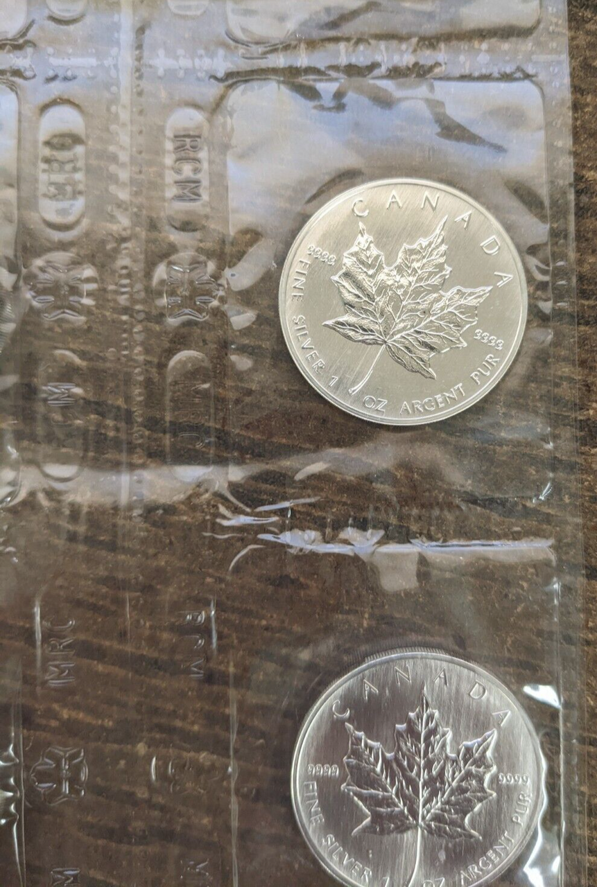 Sealed Sheet of 10x 1990 RCM Canada $5 1 oz 9999 Silver Maple