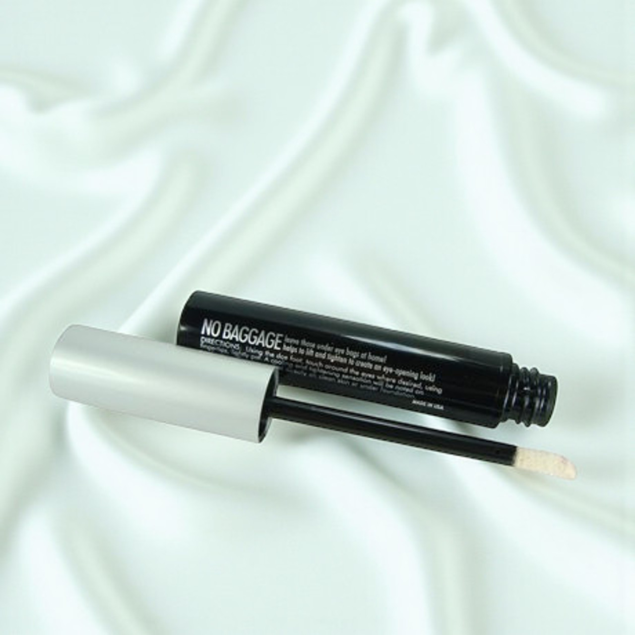 Tightener + Under EyeLift Wand | No Baggage - New!