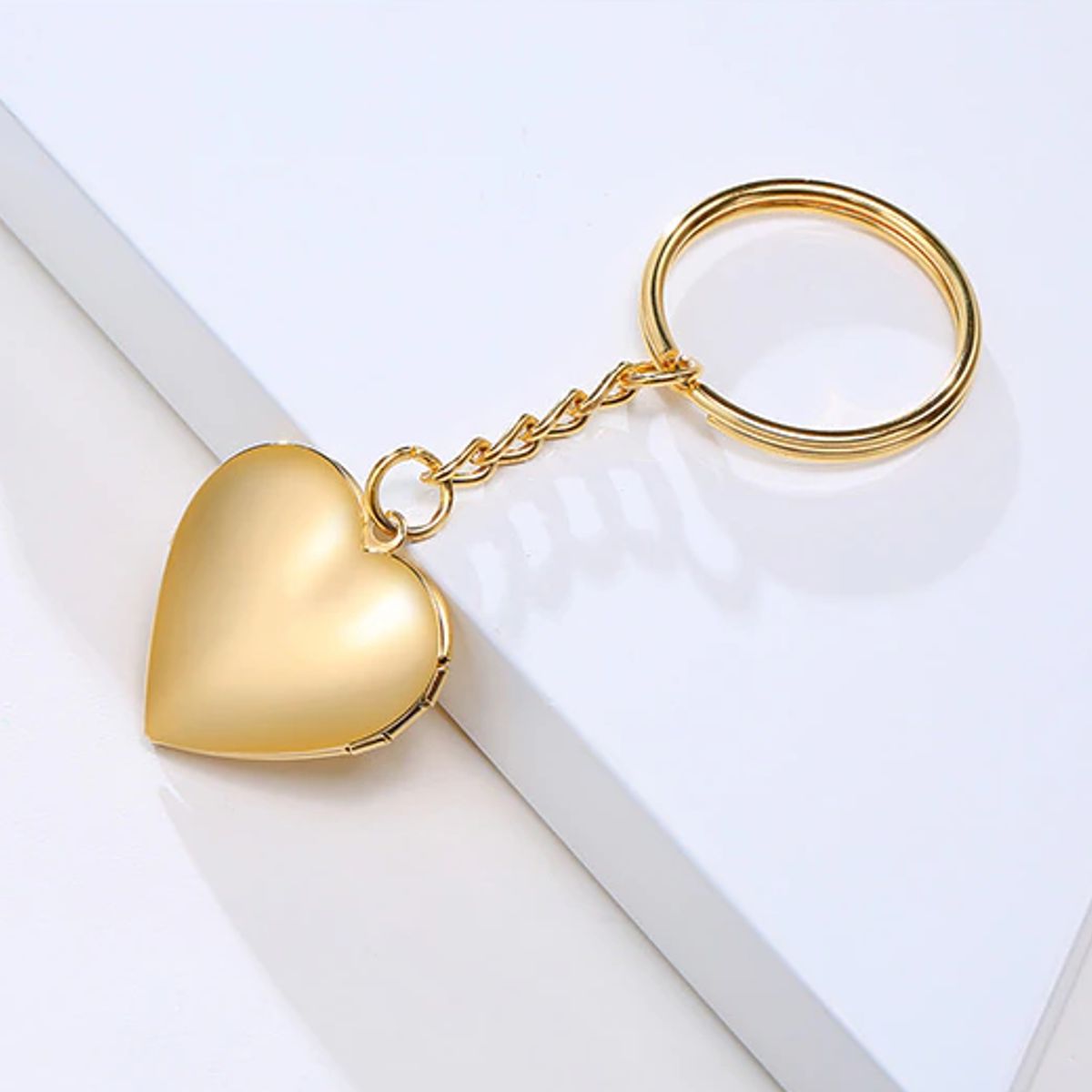 Stainless Steel Heart Locket Keychain For Family Memories