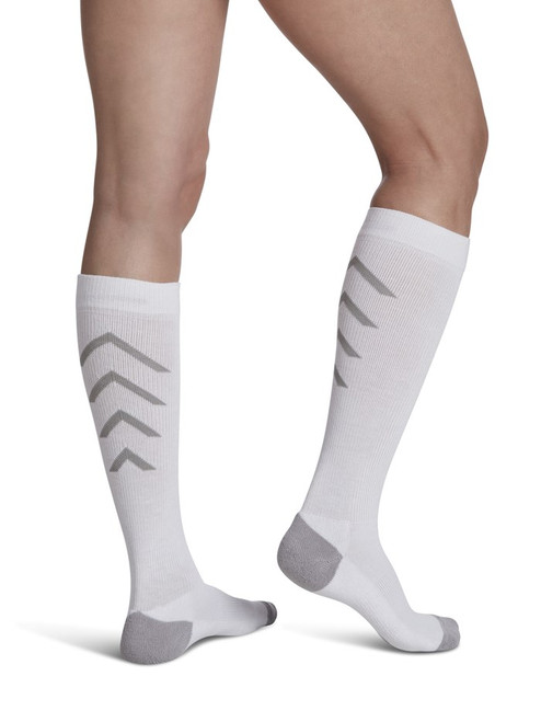 women's athletic knee socks