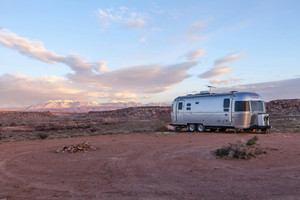 Off-Grid Living in 2025: Why Portable Tankless Water Heaters Are a Game-Changer 