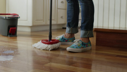 8 Cleaning Tips that Will Change Your Summer 