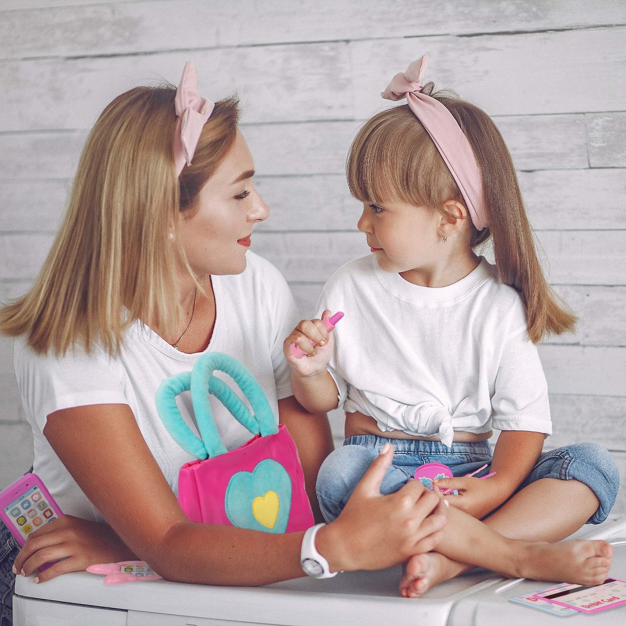 Kids Pretend Play Little Girl Purse Accessories, Princess Toy Cell Phone W/ Light And Sound, Fake Makeup Handbag Wallet Keys Credit Card Water Bottle Birthday Gifts Toys For 3 4 5 6 7 8+ Year Old Girl