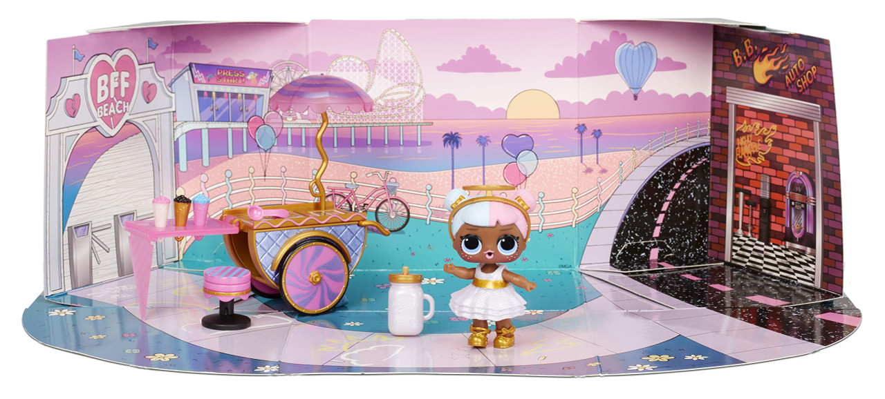 LOL Surprise Furniture Sweet Boardwalk with Sugar Doll and 10+