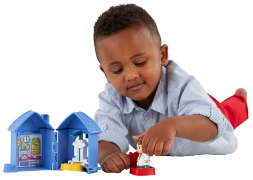 Fisher-Price Little People Fold 'n Go Check Up