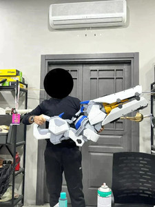 Zarya's Blaster Prop from Overwatch Zarya's Blaster Prop from Overwatch