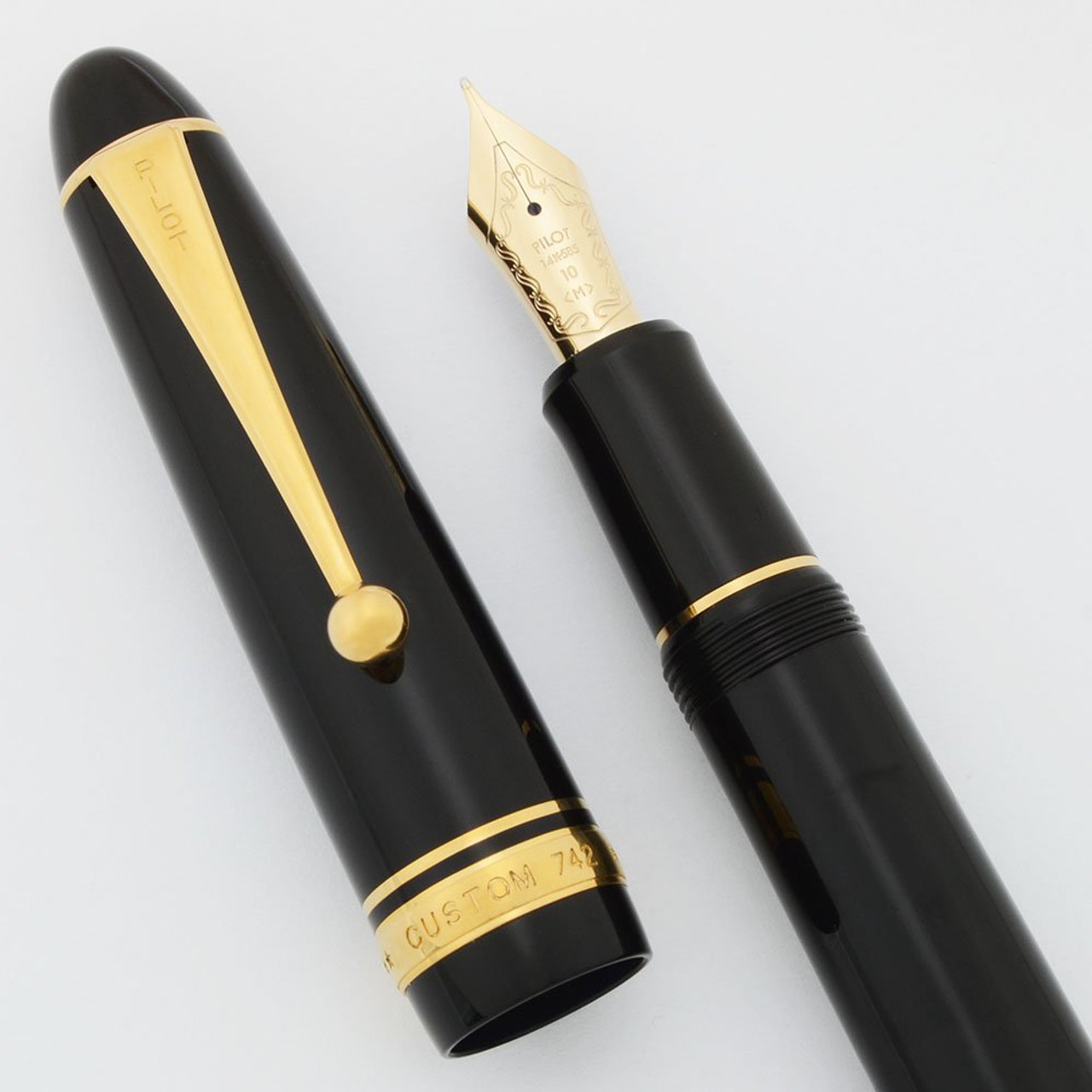 Pilot Namiki Custom 742 Fountain Pen - Black, Gold Trim, 14k Medium Nib (Excellent +, Works Well)