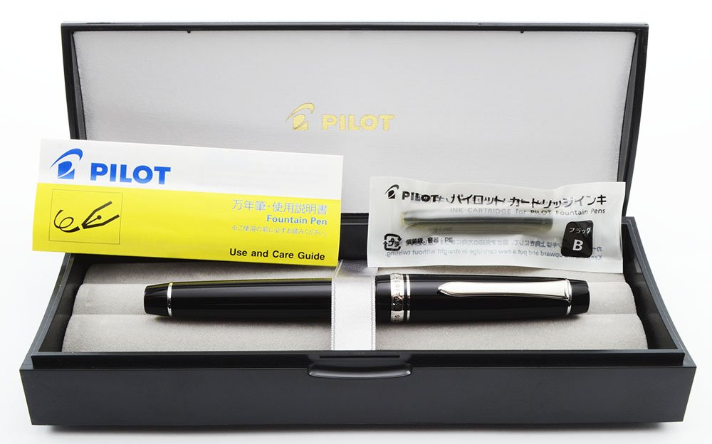 Pilot Namiki Custom Heritage 912 Fountain Pen - Black, 14k Fine-Medium Nib (Near Mint in Box, Works Well)