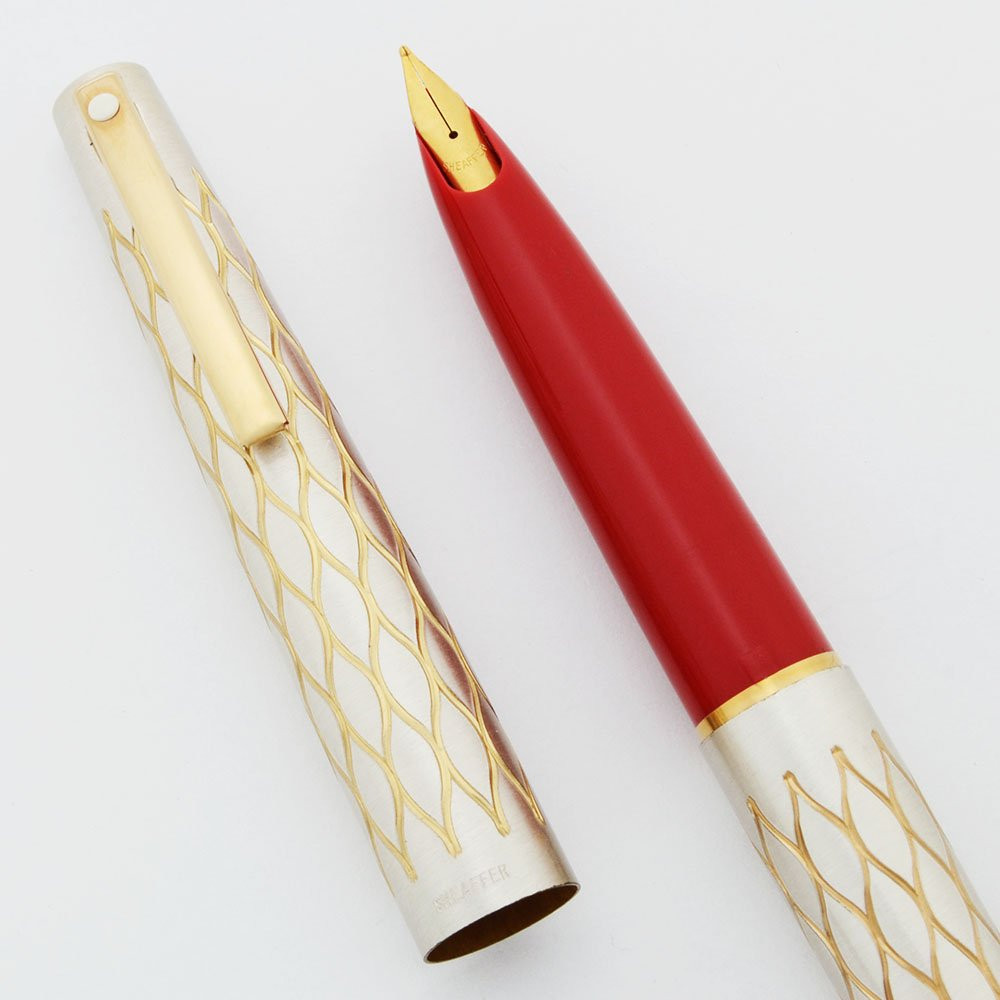 【SHEAFFER】万年筆 642 ヴィンテージ USA製　箱付き Lady Sheaffer 642 Fountain Pen (1975) - Satin Tulle w/Red Section