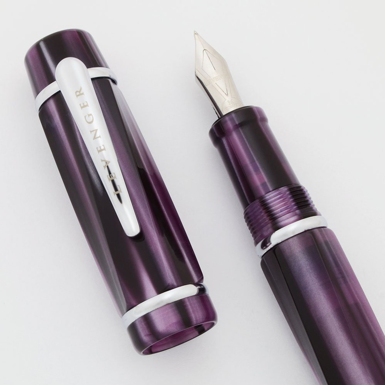 Levenger Facets Fountain Pen - Purple, Chrome Trim, Medium Nib (Near Mint, Works Well)