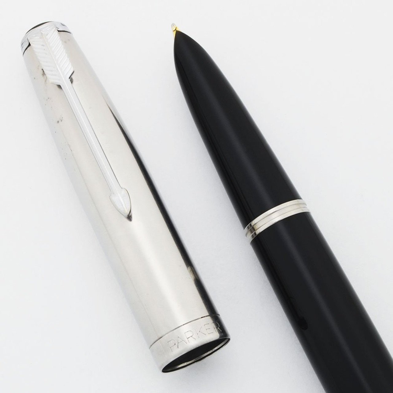 Parker 51 Vacumatic (England, 1948) - Black,  Lustraloy Cap, Medium (Excellent, Restored)