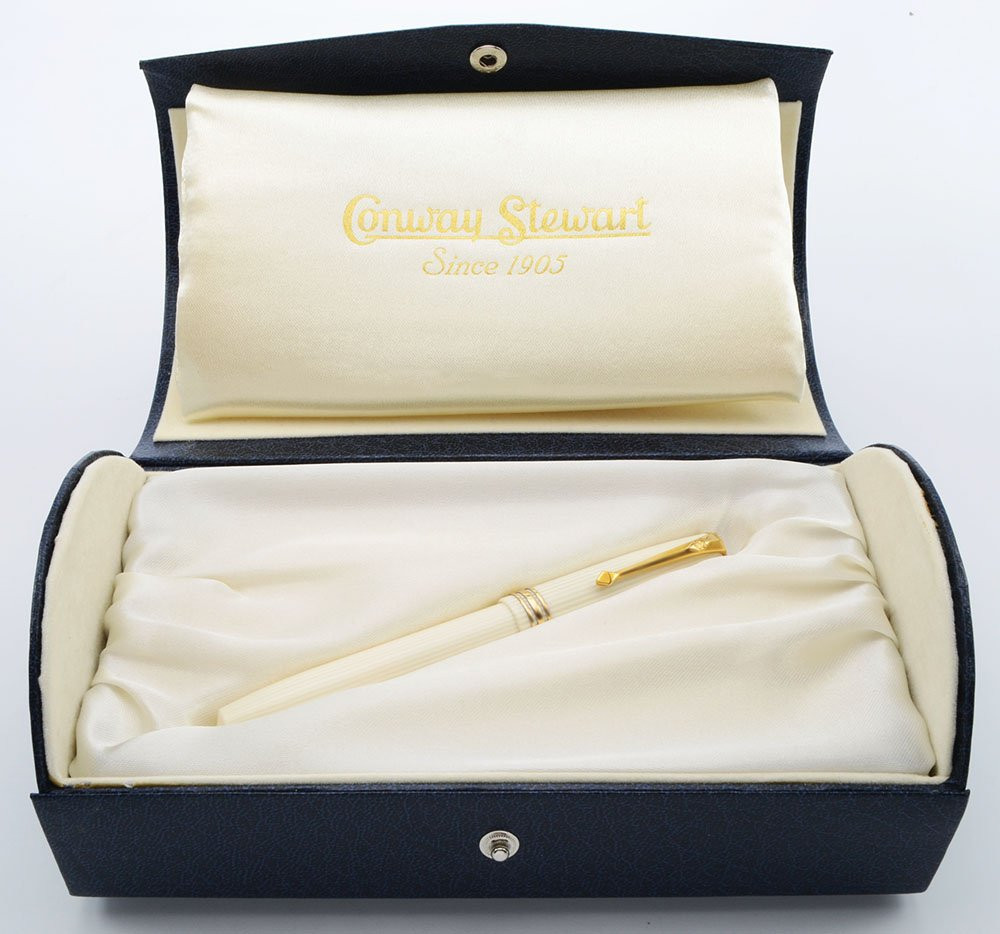 Conway Stewart 58 Limited Edition - 015/177 Ivory Casein, 18K