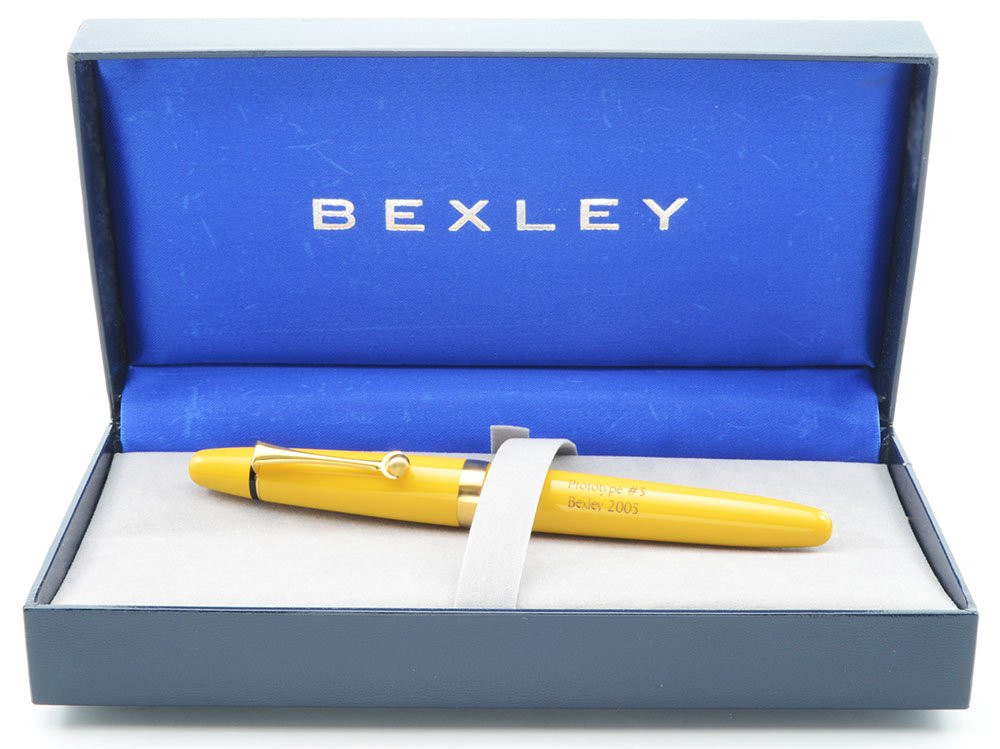 Bexley Submariner Prototype Fountain Pen - Mandarin, Broad 18k Two