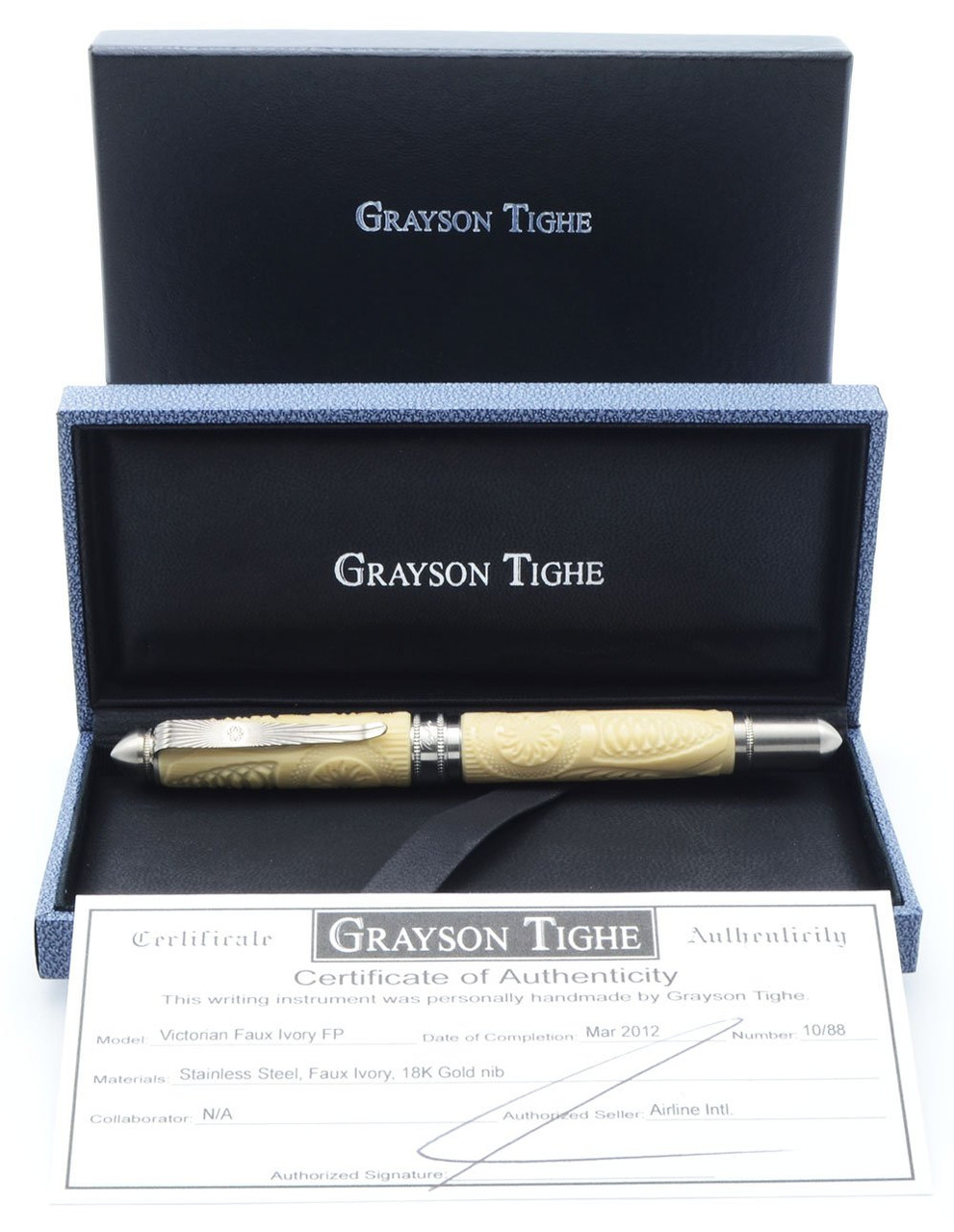 Grayson Tighe LE Victorian Faux Ivory Fountain Pen - Medium 18k Gold Nib (Mint in Box)